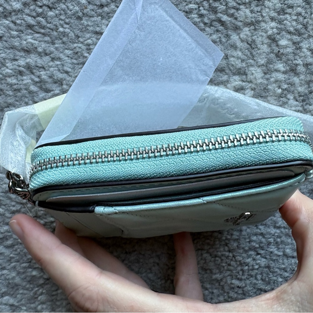 Coach Zip Card Case With Quilting - leather/Silver/Green NWT - Picture 5 of 6